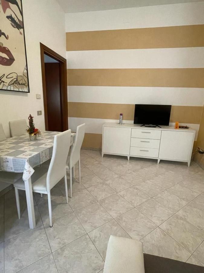 Apartamento Marilyn House Desenzano del Garda Exterior foto
