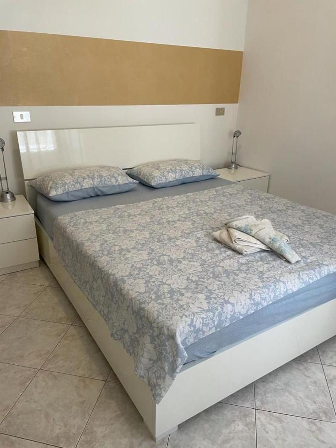 Apartamento Marilyn House Desenzano del Garda Exterior foto